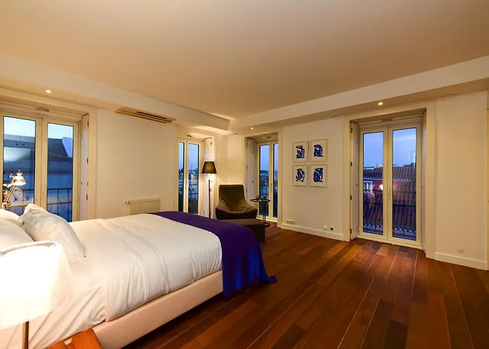 Chiado - Lounge ליסבון