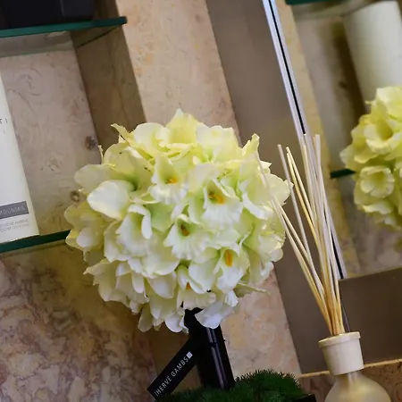 Chiado - Lounge Appartamento Lisbona